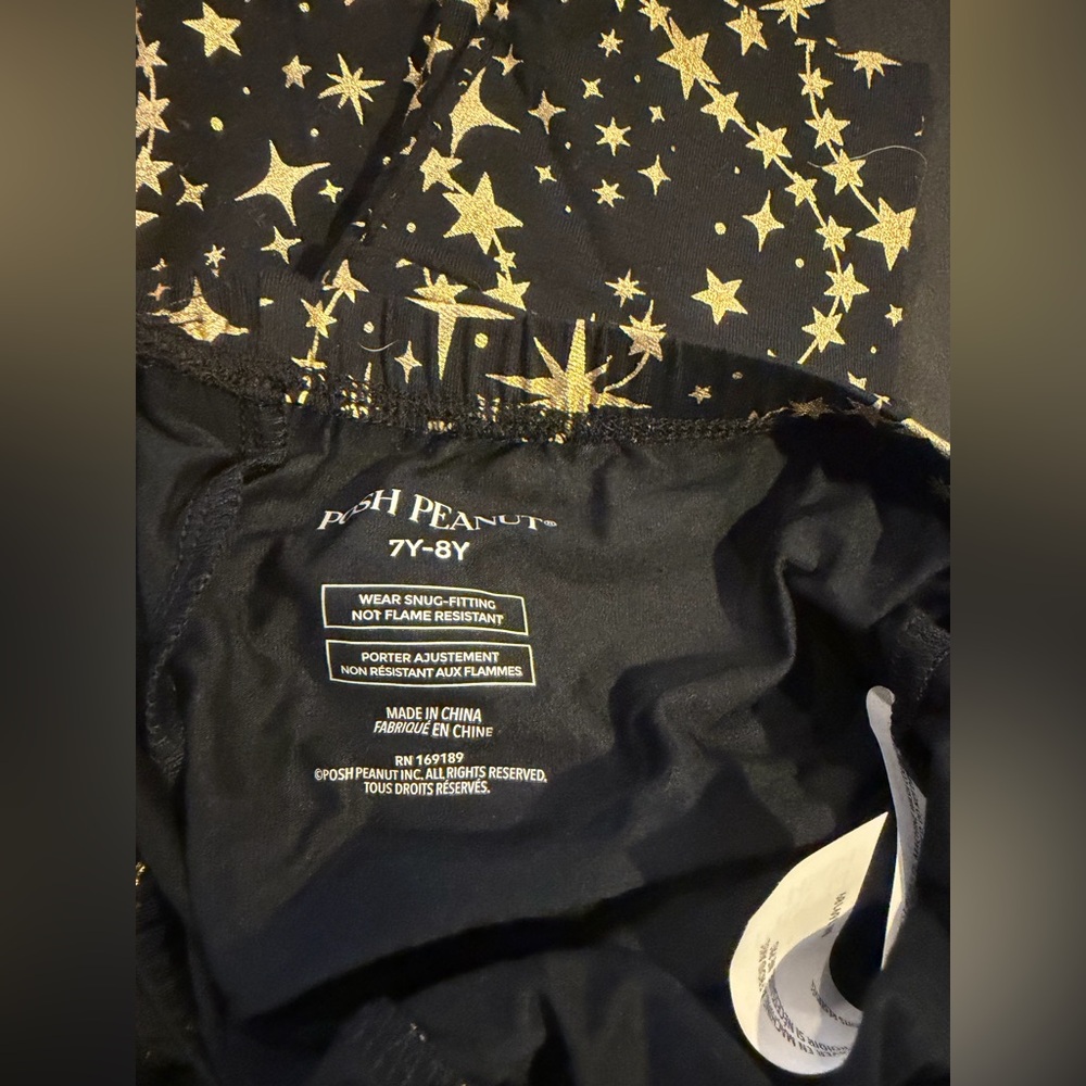Posh Peanut “metallic” star print two piece pajama set size 7y/8y nwt - Picture 3 of 3
